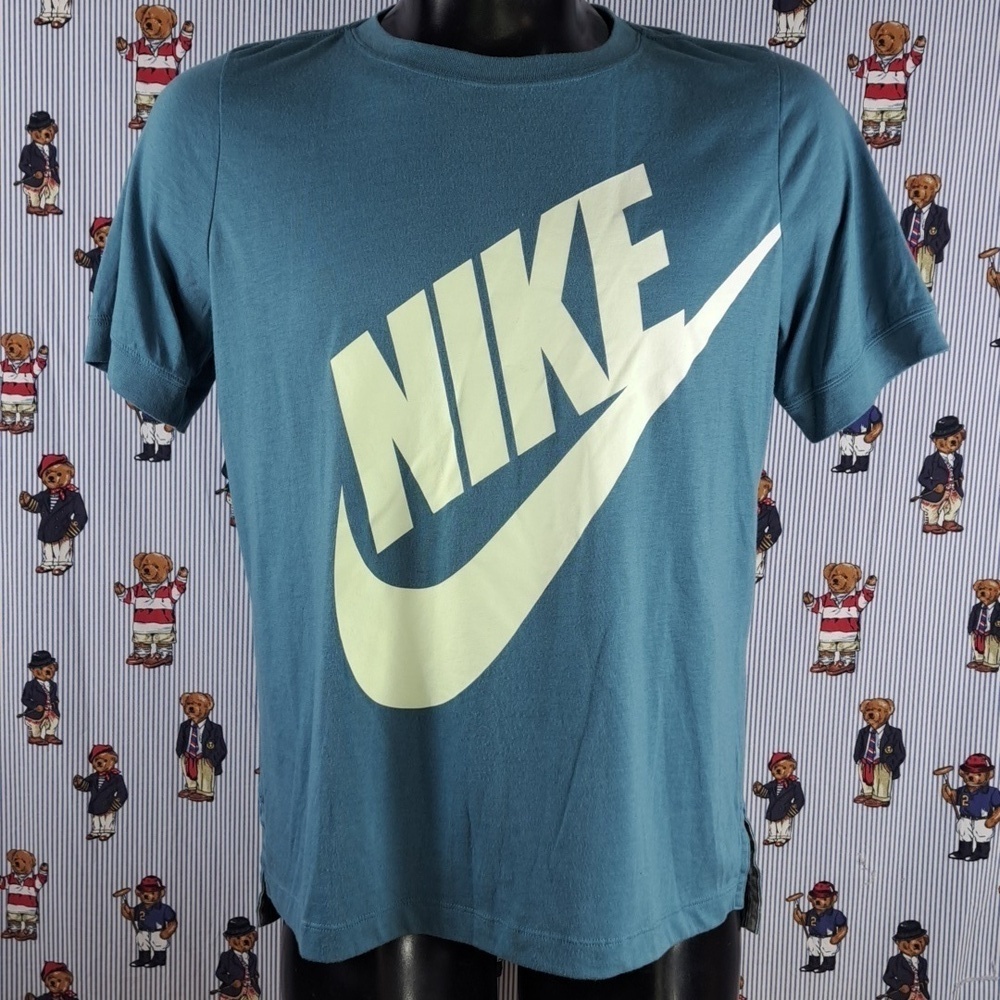Nike spellout swoosh big logo split side LG casual blue gray casual LG t-shirt